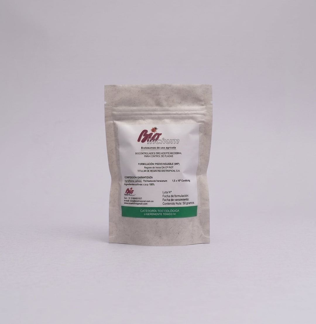 BioTrichum 50g. Hongo antagonista que controla las enfermedades causadas por hongos patógenos en las raíces de todo tipo de plantas, pastos, cultivos. Estimula el enraizamiento para un mejor desarrollo de las plantas. Amigable con el medio ambiente.